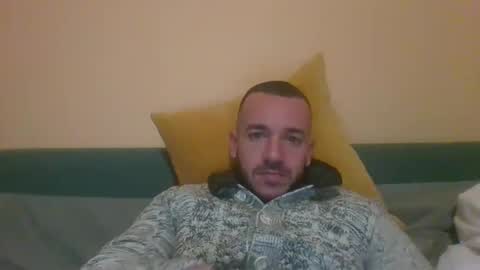 seansyee1993 online show from December 22, 5:21 pm