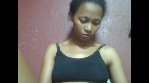 myaldiah online show from February 4, 9:49 am