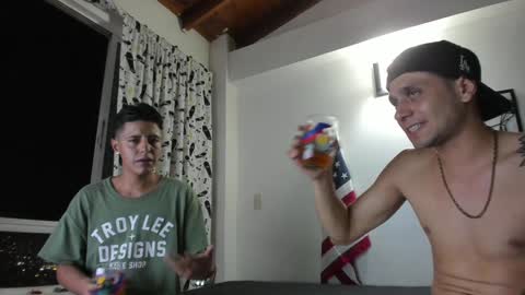 Snapshot of mybmx chatting on February 1, 3:30 am JUAN TORRES CREATURE online show from February 1, 3:30 am