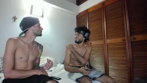 Snapshot of mybmx chatting on September 22, 3:08 am JUAN TORRES CREATURE online show from September 22, 3:08 am