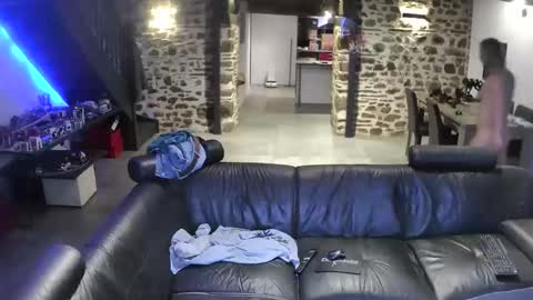 Snapshot of myckadow chatting on February 2, 9:46 pm AlexSynopsis online show from February 2, 9:46 pm