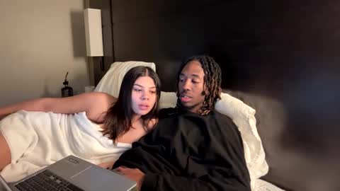 mycreamydreams online show from January 2, 3:48 am