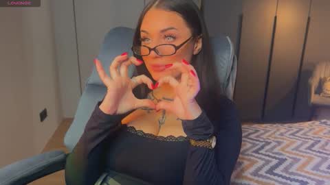 Hecate online show from October 13, 4:34 am