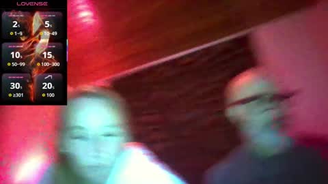 Snapshot of myjoqc chatting on April 4, 3:16 am myjoqc online show from April 4, 3:16 am