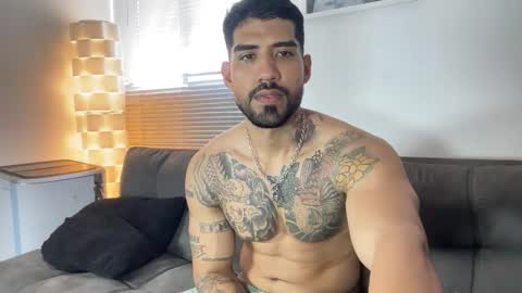 Myke esthetic online show from February 17, 7:09 pm