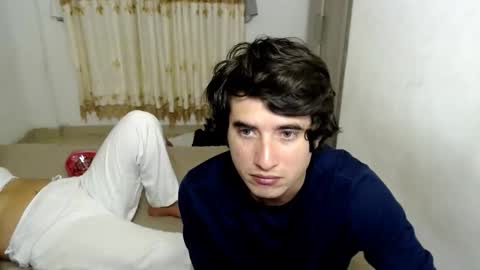 Snapshot of myke_xxx chatting on October 29, 2:47 am mike online show from October 29, 2:47 am