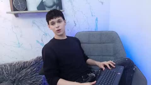 Mykel   online show from November 11, 3:01 pm