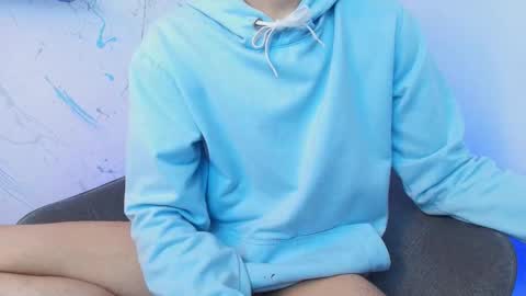 Snapshot of mykelcano chatting on January 31, 7:11 pm Mykel online show from January 31, 7:11 pm