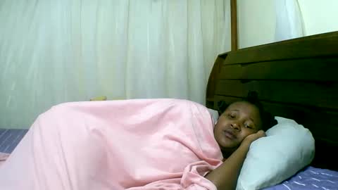 linda online show from February 17, 10:25 pm