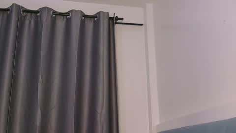 myline_ online show from April 7, 4:57 am