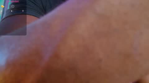 Mylo Wallace  online show from November 24, 7:24 pm