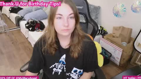 mymaryangel online show from April 26, 4:21 am