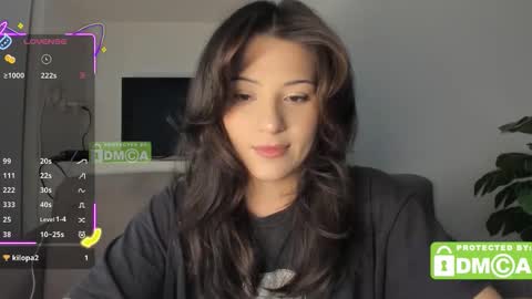 hey its Mel online show from October 15, 10:59 am