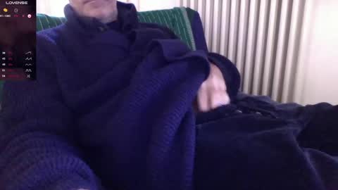 Bi sexy guy lovense hush is on private is open or password show tip if you like. online show from December 31, 9:10 am