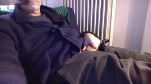 Bi sexy guy lovense hush is on private is open or password show tip if you like. online show from January 20, 1:21 pm