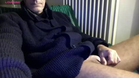 Bi sexy guy lovense hush is on private is open or password show tip if you like. online show from January 27, 4:22 pm