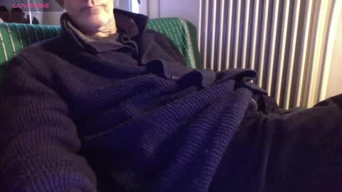 Bi sexy guy lovense hush is on private is open or password show tip if you like. online show from February 25, 12:24 pm