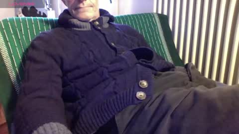 Snapshot of mynakedbeach chatting on December 1, 8:19 am Bi sexy guy lovense hush is on private is open or password show tip if you like. online show from December 1, 8:19 am