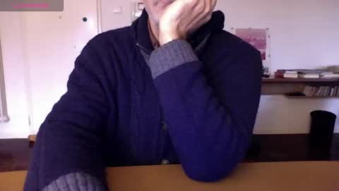 Snapshot of mynakedbeach chatting on December 23, 8:01 am Bi sexy guy lovense hush is on private is open or password show tip if you like. online show from December 23, 8:01 am