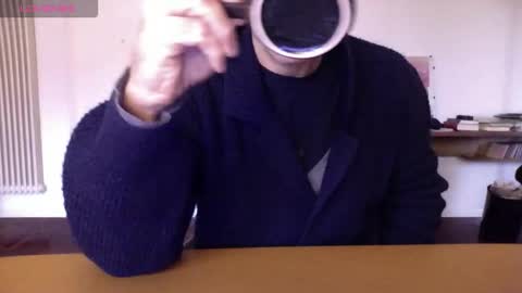 Snapshot of mynakedbeach chatting on January 13, 7:35 am Bi sexy guy lovense hush is on private is open or password show tip if you like. online show from January 13, 7:35 am