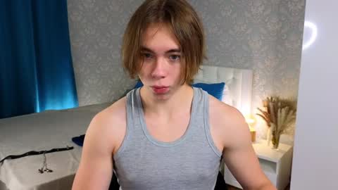 Mickey online show from December 14, 6:41 pm