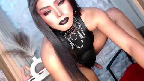 SUPPORT GODDESS TRISHA  AND DONT FORGET TO FOLLOW ME online show from October 4, 8:18 pm