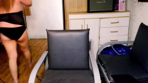 Snapshot of mysteriousxpham chatting on March 3, 6:14 pm MysteriousXPham online show from March 3, 6:14 pm