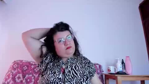 Snapshot of mystery_psique chatting on November 21, 6:50 pm mystery_psique online show from November 21, 6:50 pm