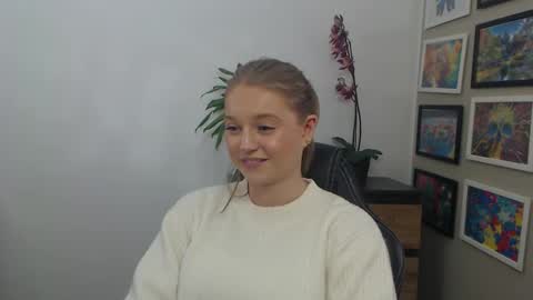 Erica online show from December 1, 9:14 am