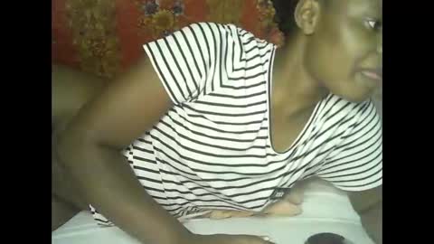 Snapshot of mystic_linna chatting on March 5, 6:59 pm mystic_linna online show from March 5, 6:59 pm