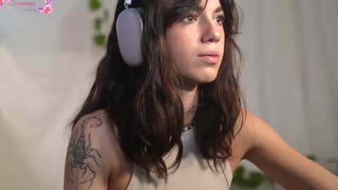 Snapshot of mystica_ chatting on October 8, 8:23 am MILLI online show from October 8, 8:23 am