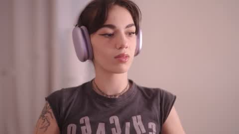 Snapshot of mystica_ chatting on October 14, 7:09 am MILLI online show from October 14, 7:09 am