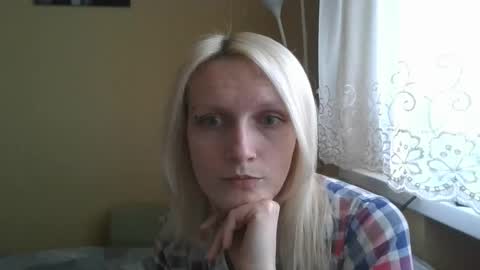 Snapshot of mystical_witch chatting on June 3, 4:12 pm mystical_witch online show from June 3, 4:12 pm