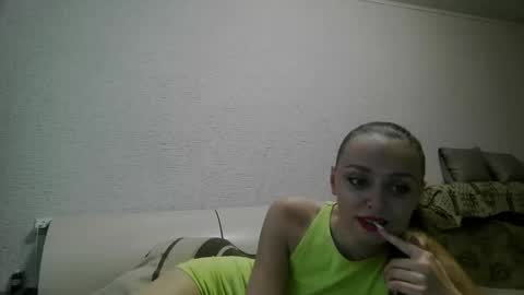 Snapshot of mysticglimmer chatting on October 10, 1:43 pm Anika online show from October 10, 1:43 pm