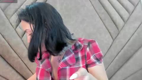 mythicall_girll online show from November 3, 7:26 pm