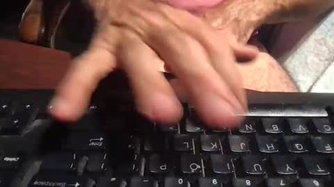 Snapshot of mythickness chatting on October 20, 2:56 am mythickness online show from October 20, 2:56 am