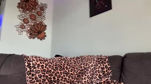 Snapshot of mywild_cambabe chatting on November 22, 6:18 pm Gabby online show from November 22, 6:18 pm