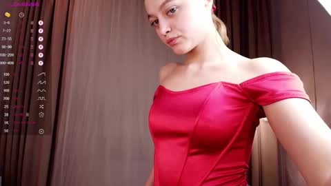 Snapshot of n0_nude chatting on February 22, 11:46 am Eva online show from February 22, 11:46 am