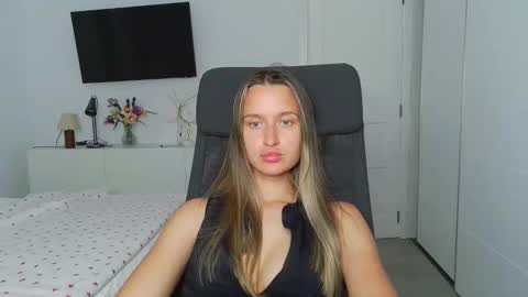 Eva online show from October 28, 10:45 pm