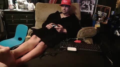 SnackPants online show from January 3, 11:01 pm