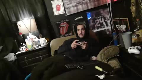 SnackPants online show from January 6, 3:20 am