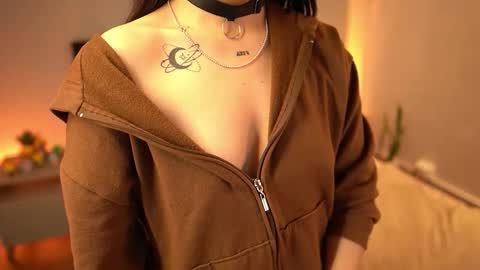 AMY online show from February 12, 11:00 pm