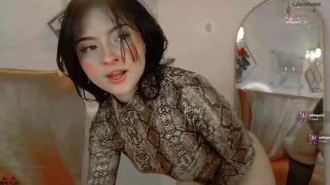 naamah_b online show from January 10, 2:30 pm