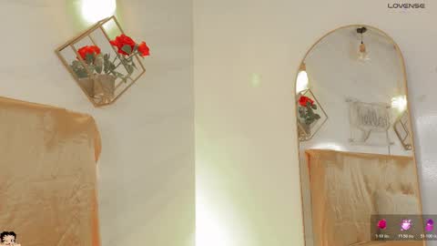 naamah_b online show from February 10, 2:43 pm