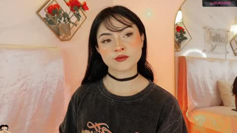 naamah_b online show from April 3, 1:42 pm