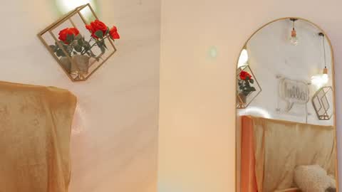 naamah_b online show from April 15, 2:24 pm