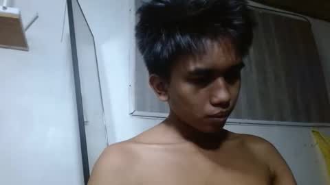 nachos072800 online show from March 27, 4:40 pm