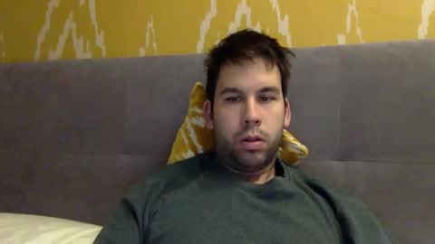 Snapshot of nachosev chatting on December 6, 9:32 am jesussevilla online show from December 6, 9:32 am