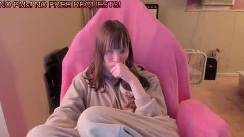 Natalie Marlo online show from January 14, 8:31 am