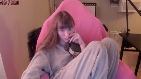 Natalie Marlo online show from October 8, 8:23 am